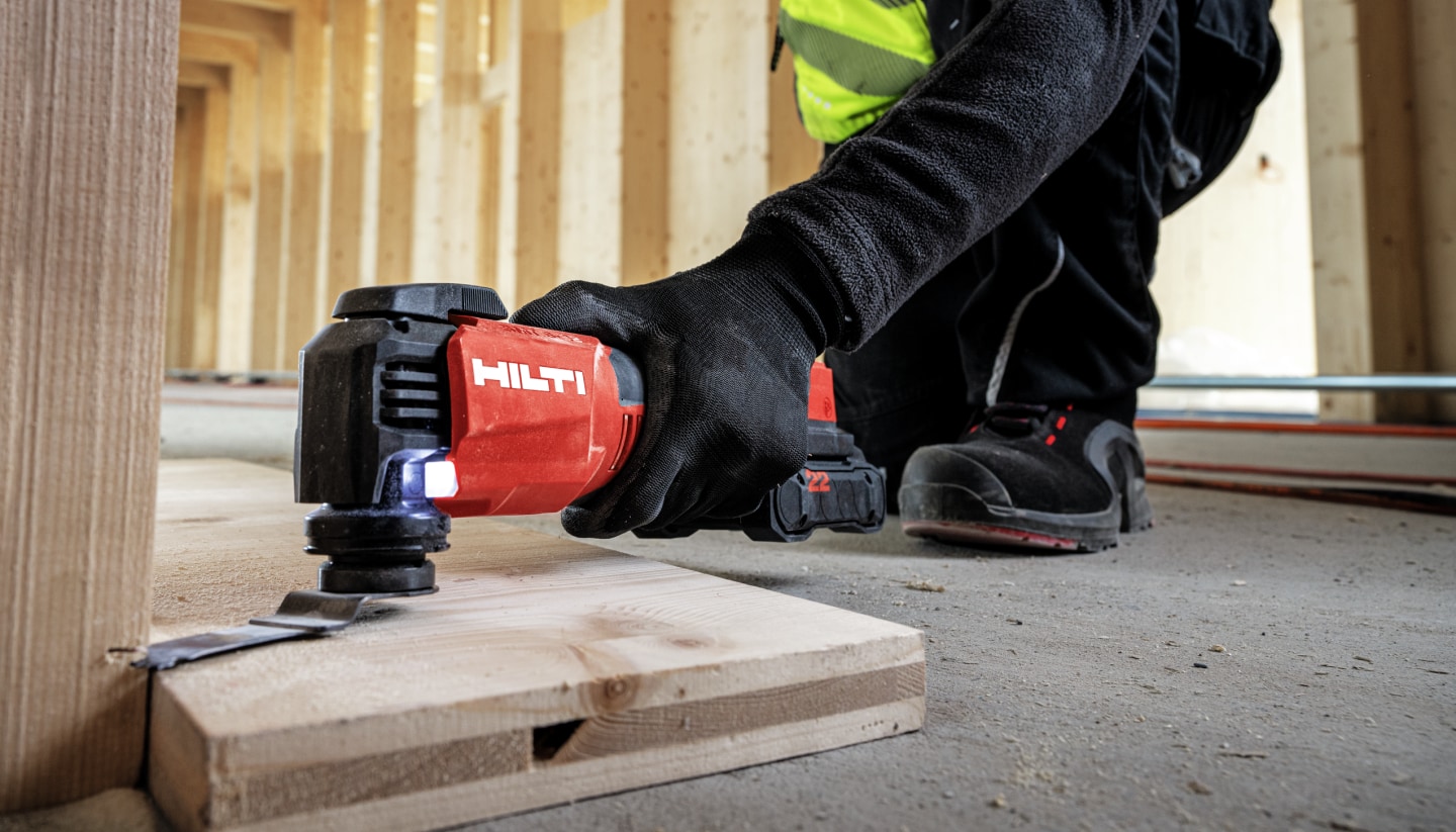Multi tool cutting door jam